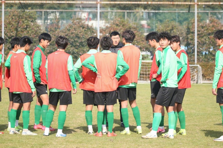  浙江U18、U16兩隊已前往日本橫濱和琦玉，進(jìn)行為期約10天的拉練