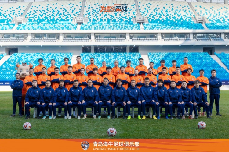  青島海牛一線(xiàn)隊名單：老將鄭龍、薩里奇坐鎮，金洋洋等新援在列