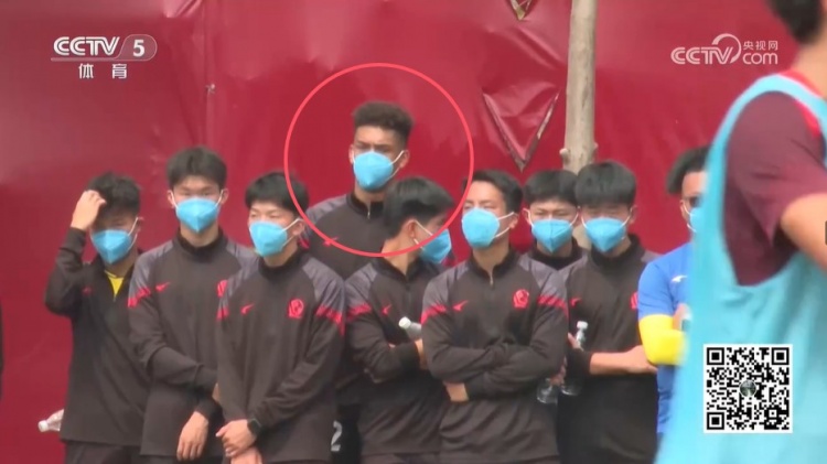  無(wú)緣U17國足名單，張洪福隨恒大足校觀(guān)摩國少隊訓練