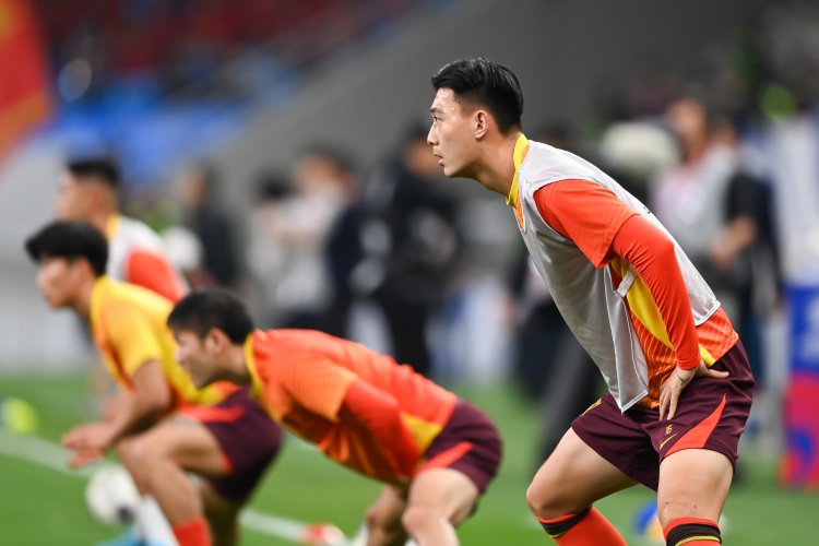  足球報：張玉寧、蔣圣龍均有不同程度傷病，伊萬(wàn)未讓在熱身賽出場(chǎng)