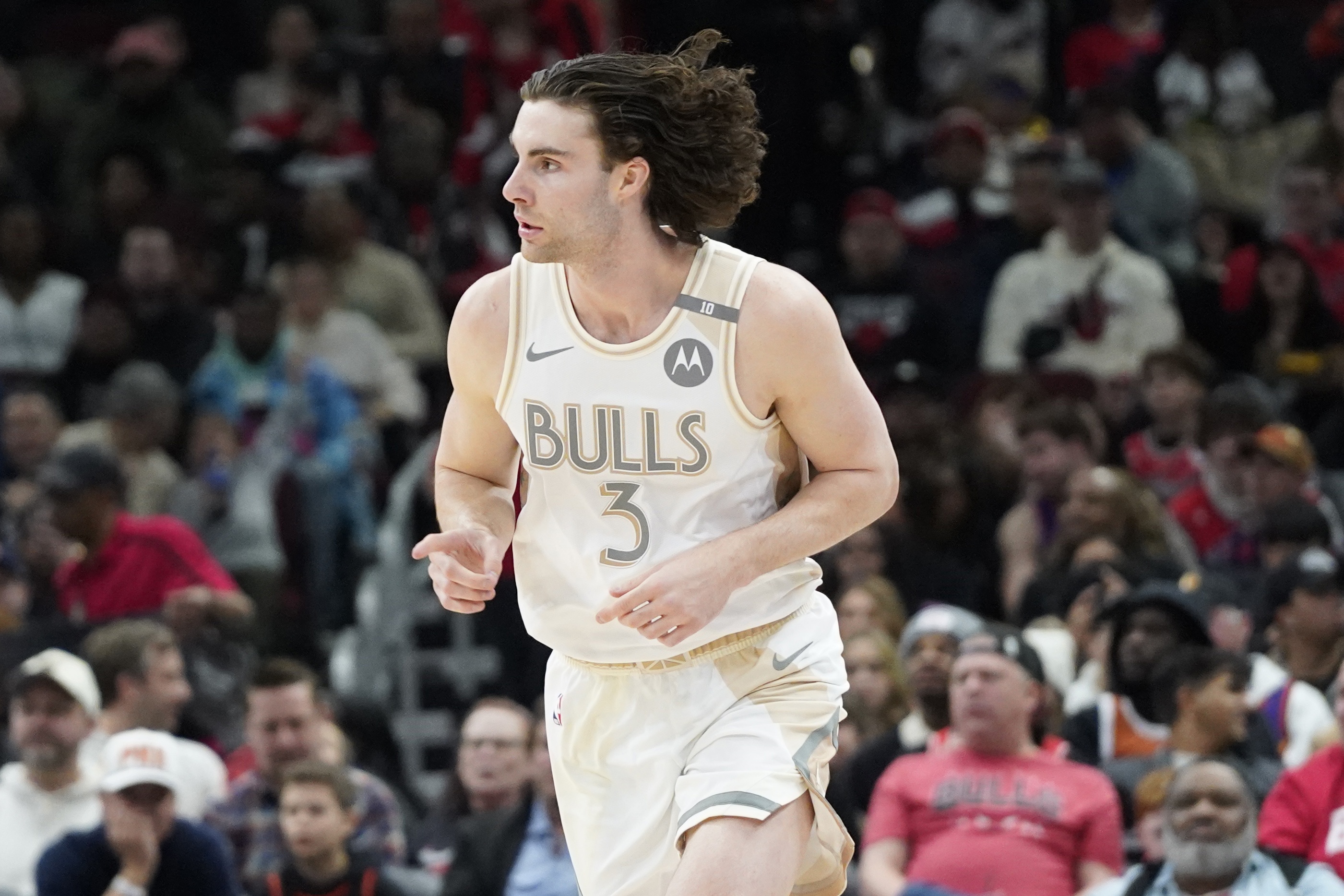  比肩喬詹登約威東魔！基迪最近10場(chǎng)220分96板100助 NBA歷史第8人