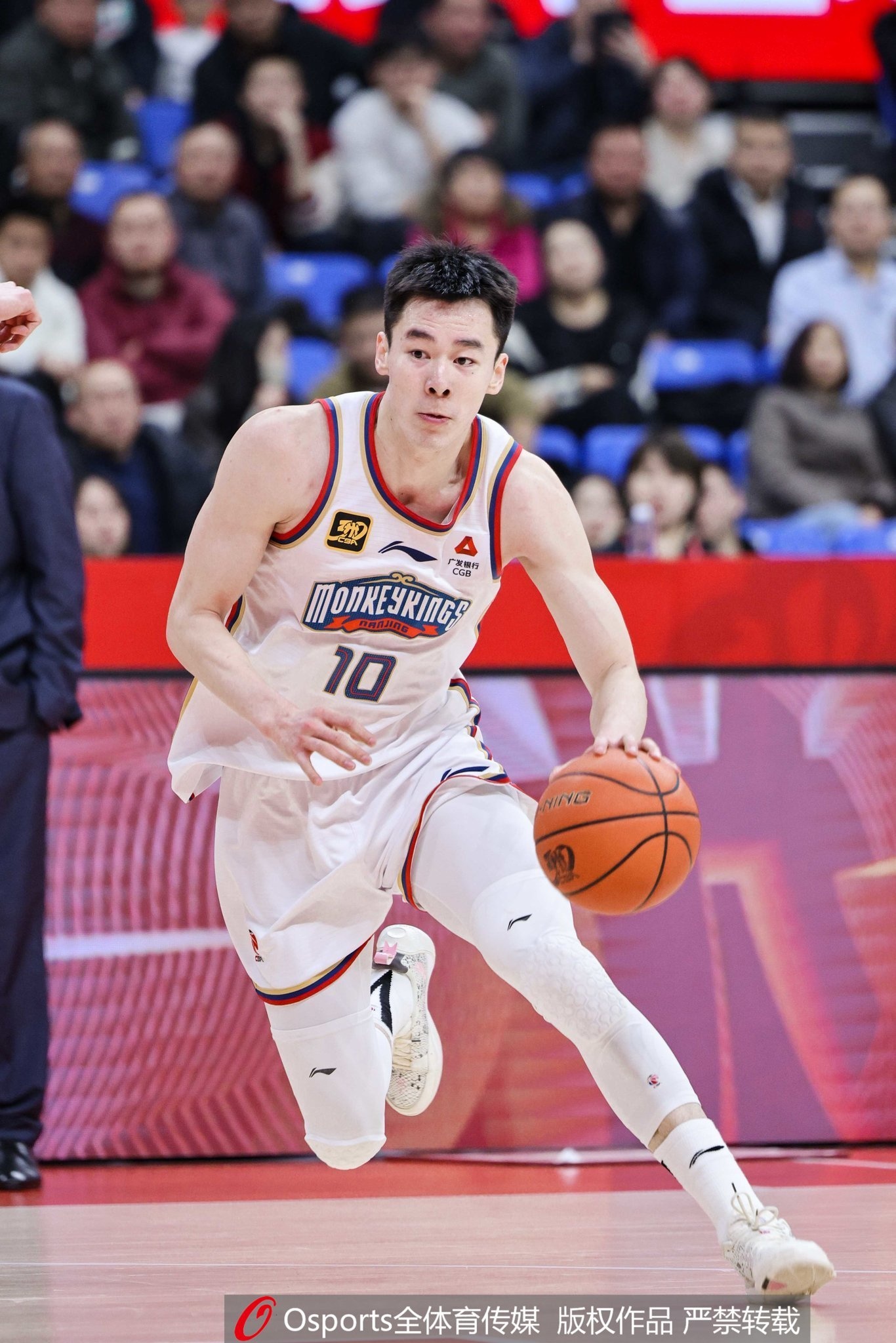  沖擊力十足！郭昊文17投5中&罰球14中12 得到24分10板5助