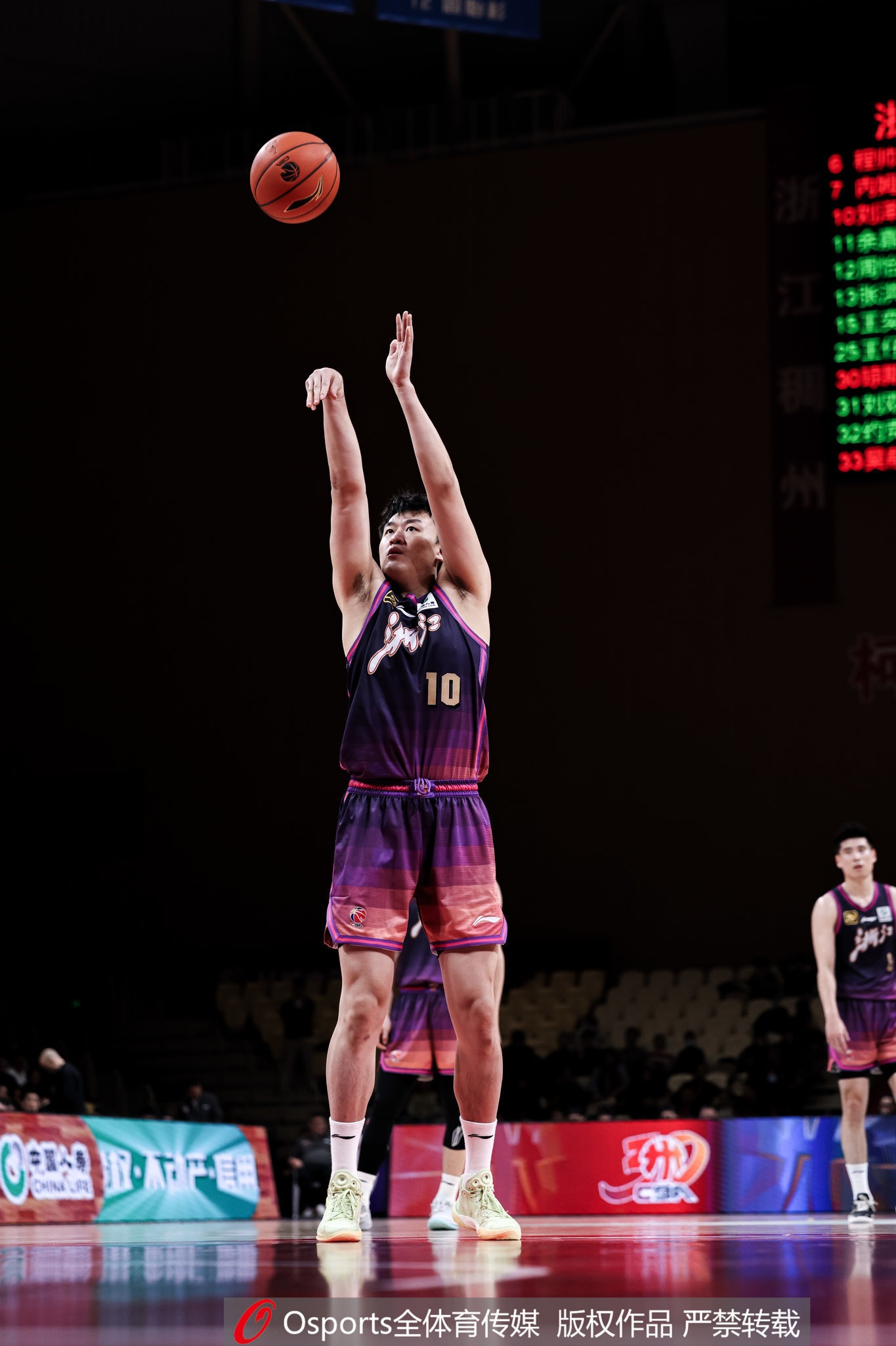  高效替補！劉澤一13投7中&罰球4中3得18分7板 得分并列全隊最高
